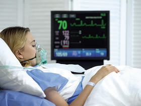 Woman hospital oxygen