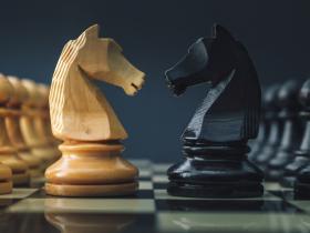 chess board move