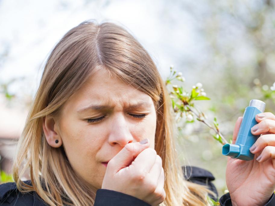 woman with inhaler