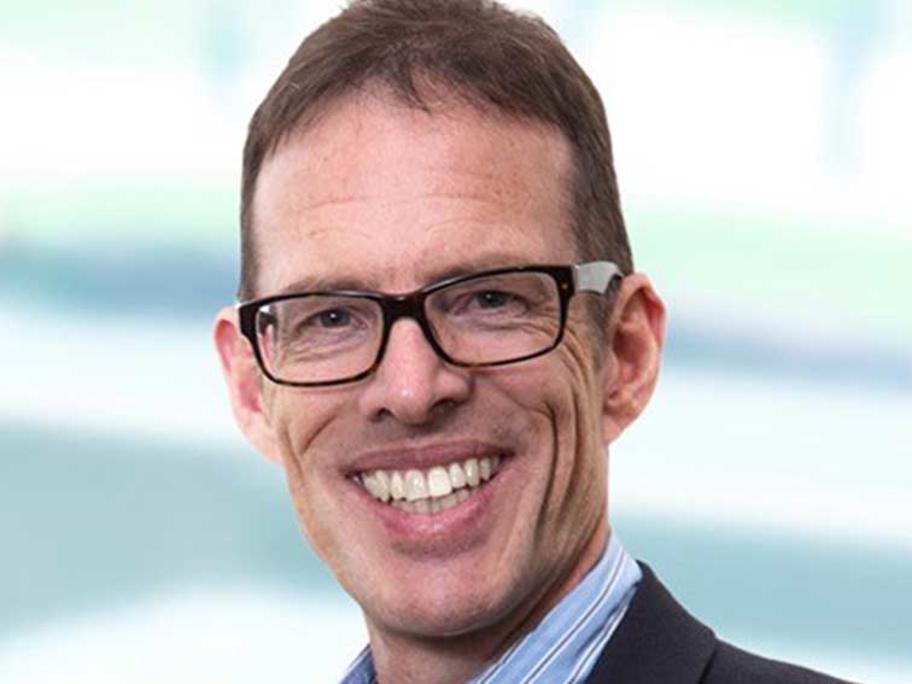 Dr Chris Bollen.