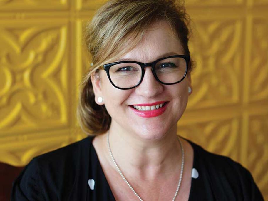 Dr Nicole Higgins