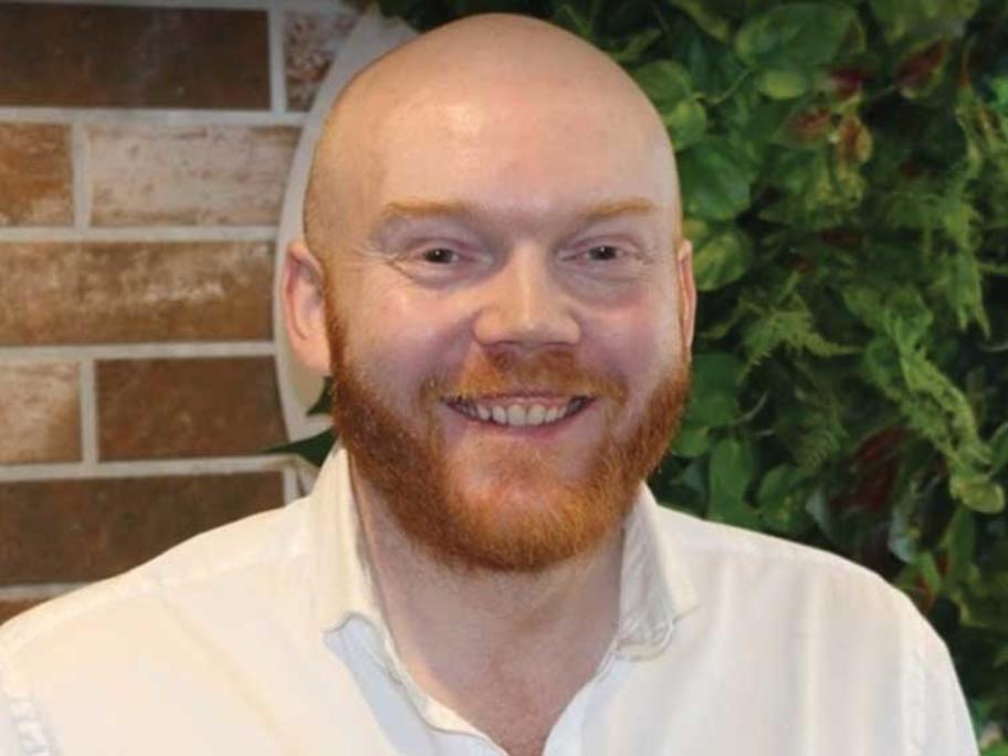 Dr Chris Irwin