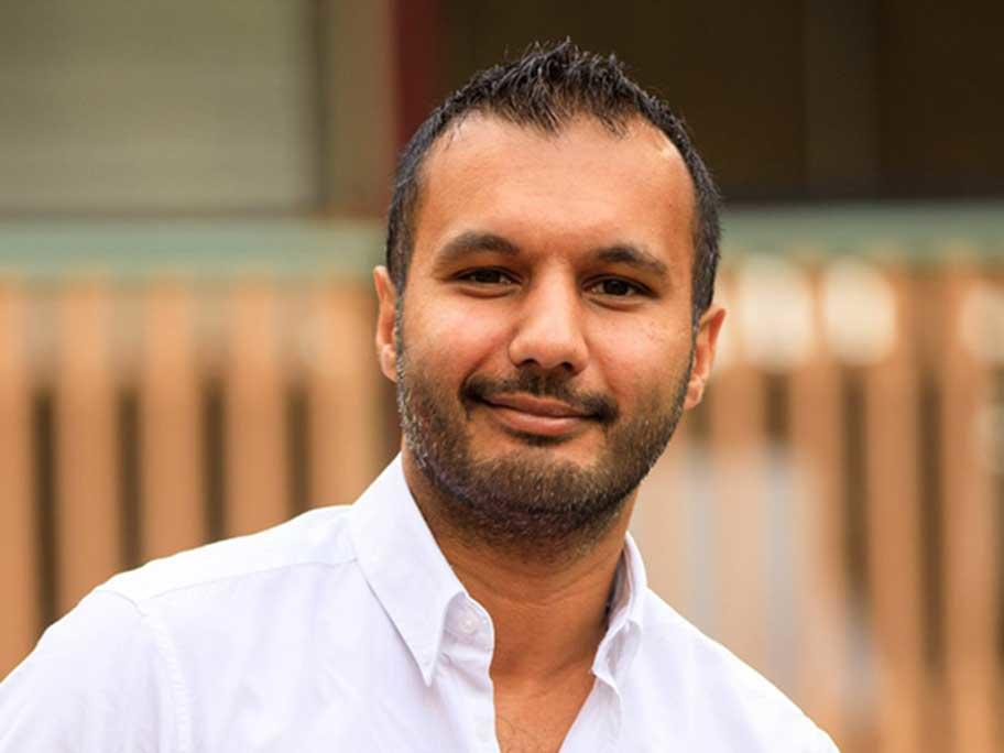 Dr Khayyam Altaf
