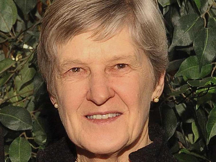 Professor Lyn Gilbert