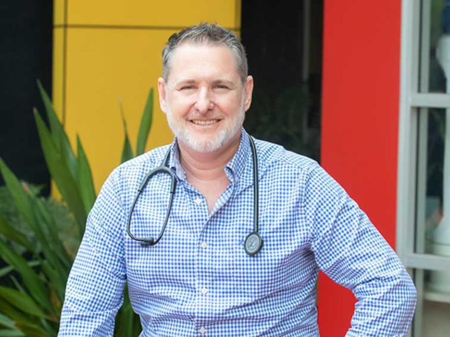 Dr Justin Hunter