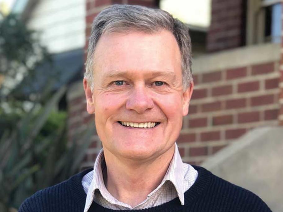 Dr Duncan MacKinnon
