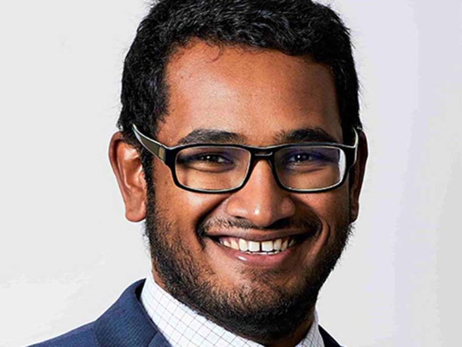 Dr Bav Manoharan