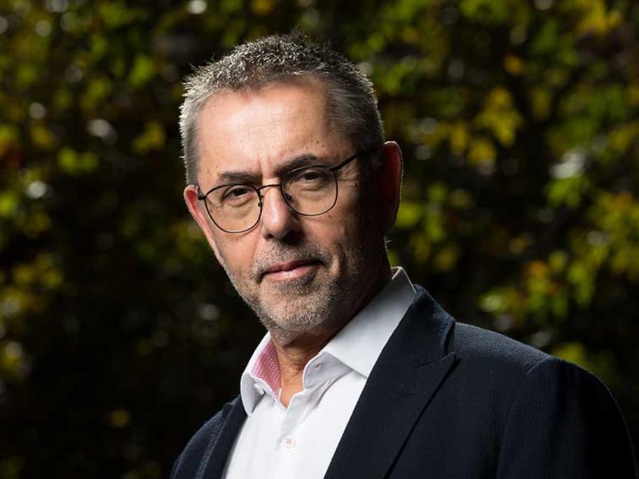 Dr Norman Swan.