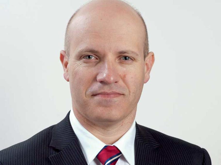 Dr Stephen Parnis