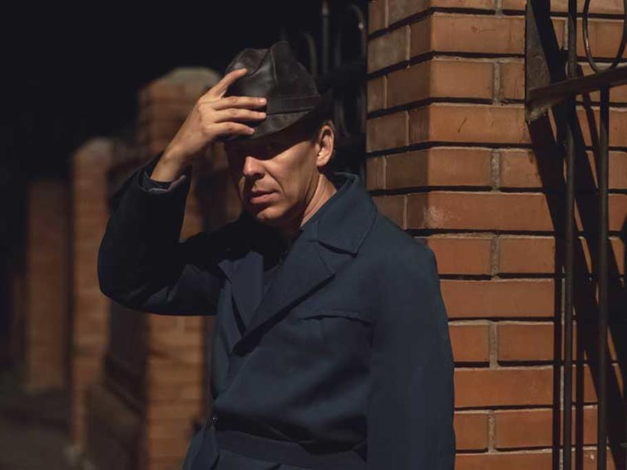 spy