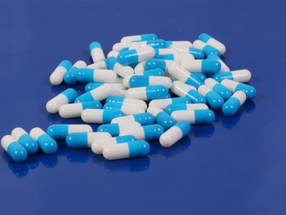 blue and white capsules - NOAC