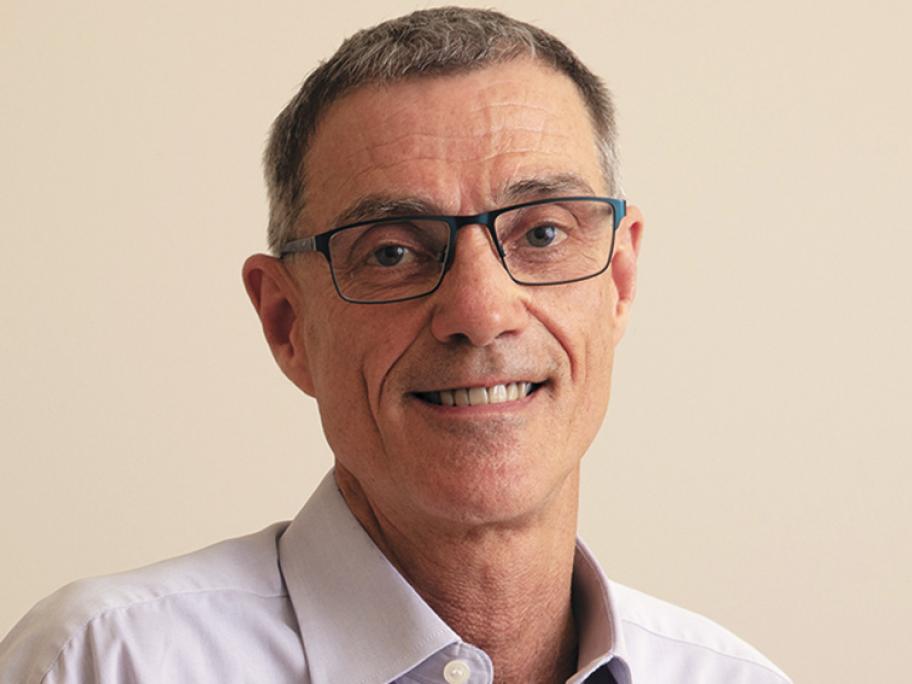 Dr Chris Cotton