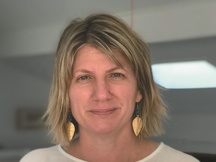 Dr Sara Townend