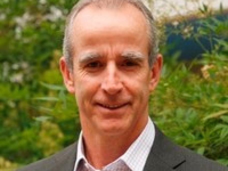 Dr David Hughes