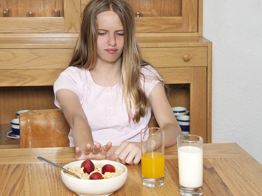 eating disorder teenage girl