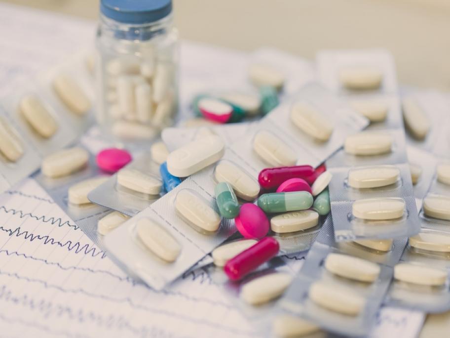 epilepsy drugs on EEG tracing