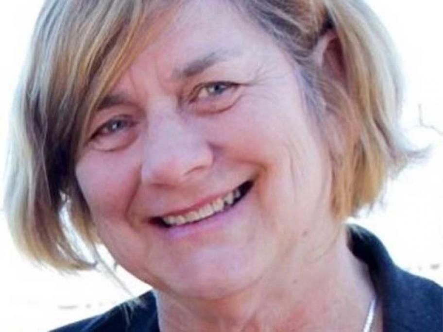 Dr Cathie Hull