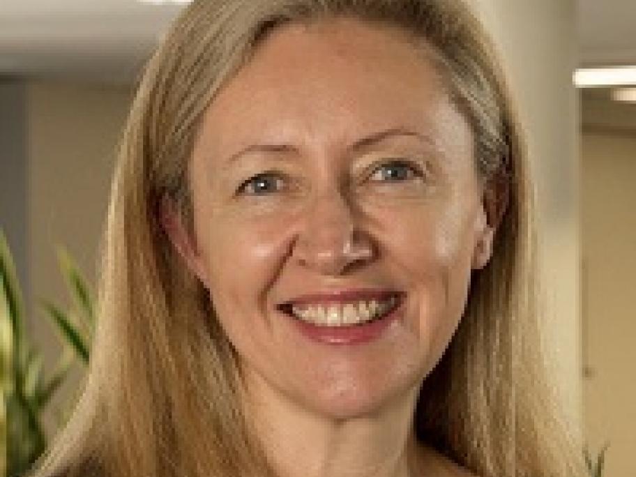 Dr Jennifer Stevens