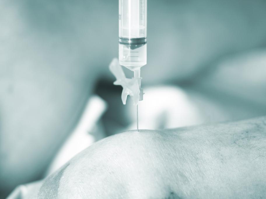 knee injection
