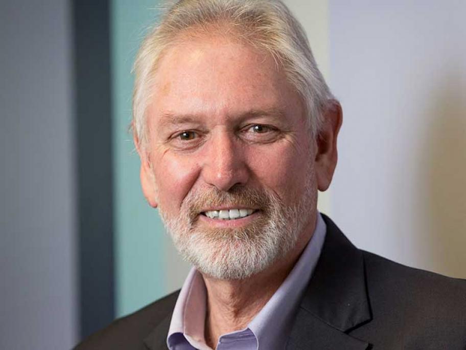 Professor Alan Lopez.