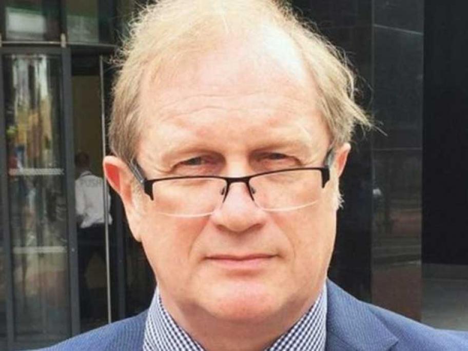Dr David Mackereth