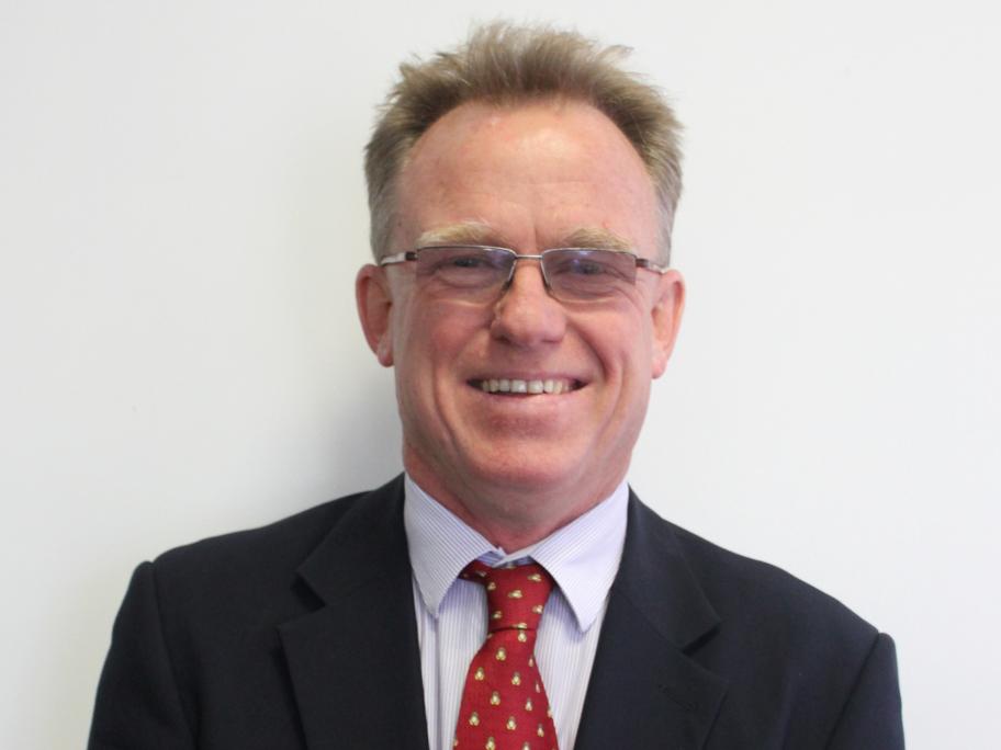 Dr Martin Whitely