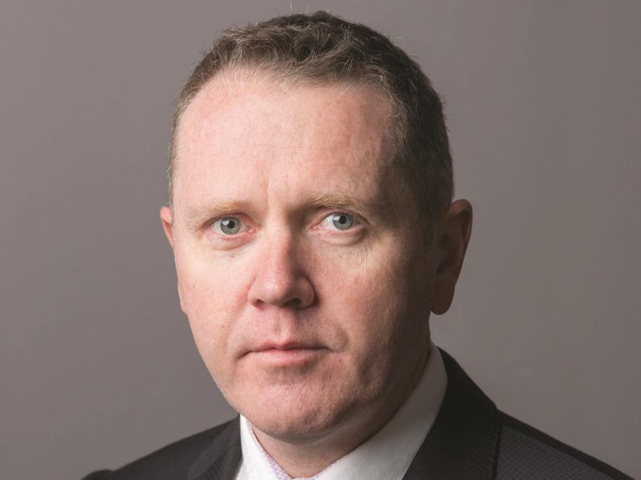 Dr Andrew Miller