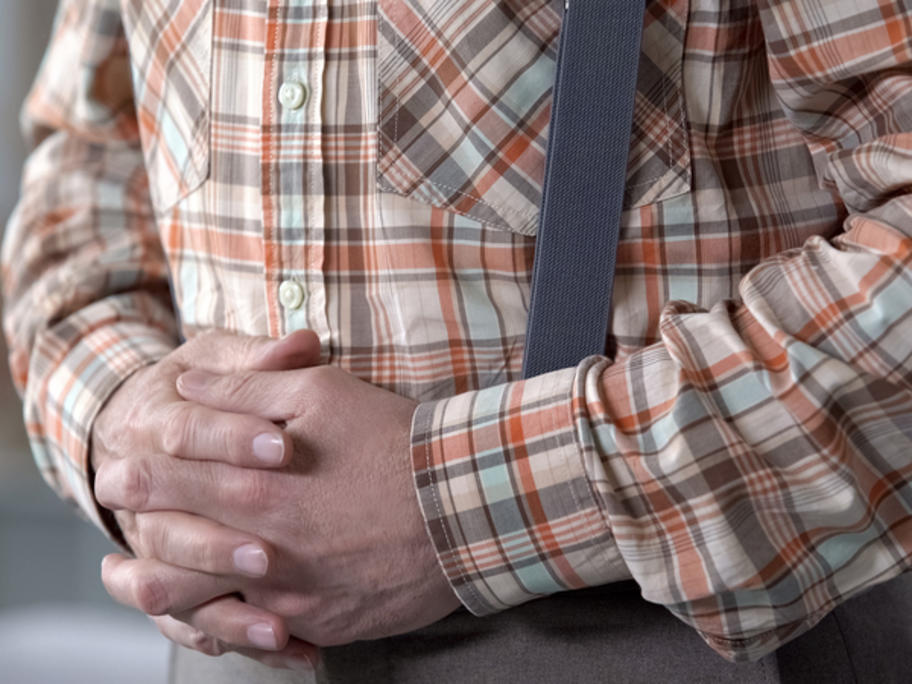 Old man abdominal pain