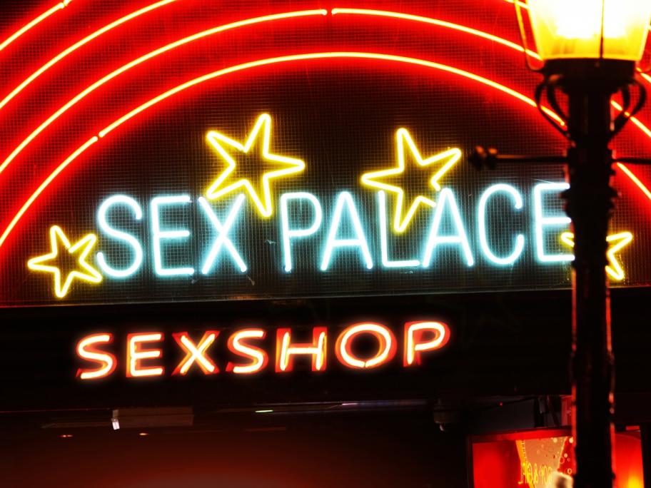 red light district