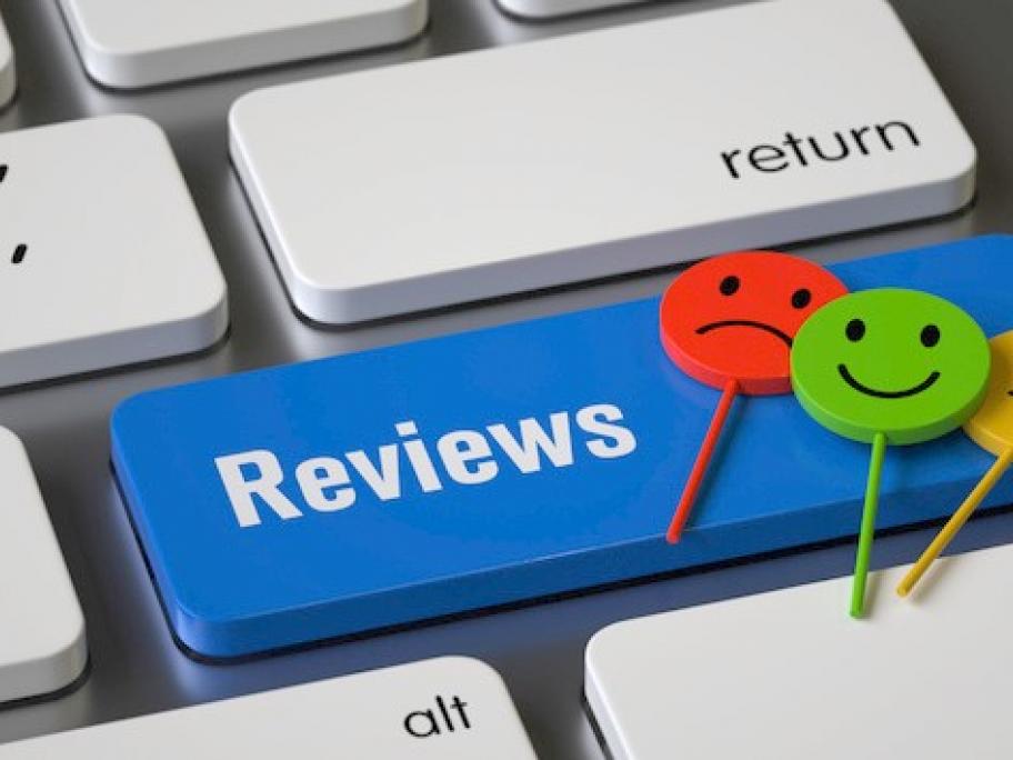 What online reviewers look for in a good pharmacy 