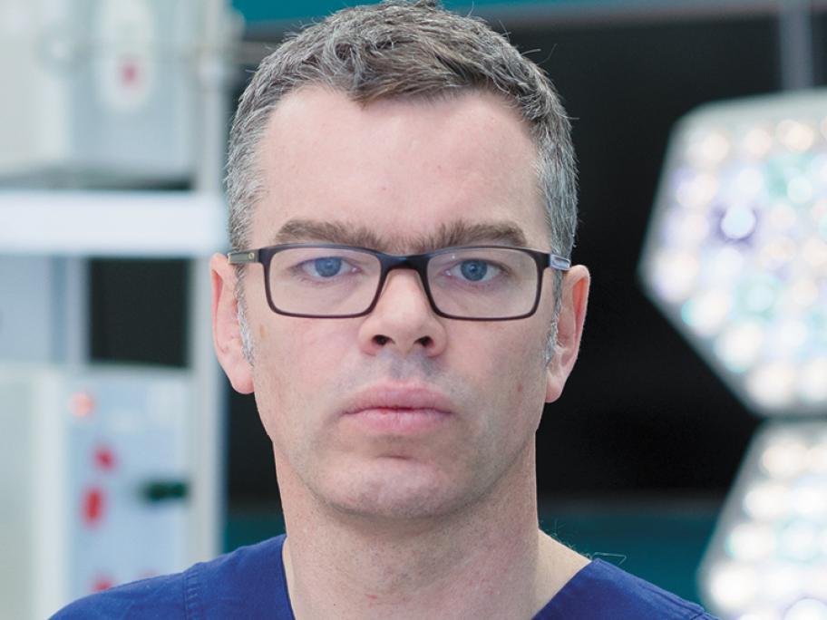 Dr Warwick Teague