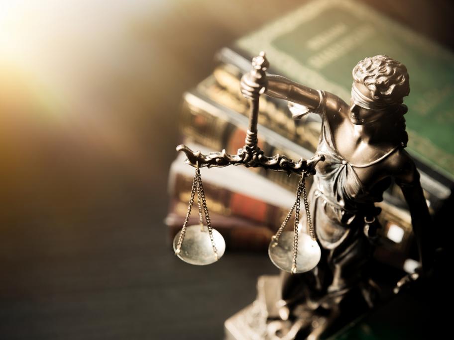 Tribunal