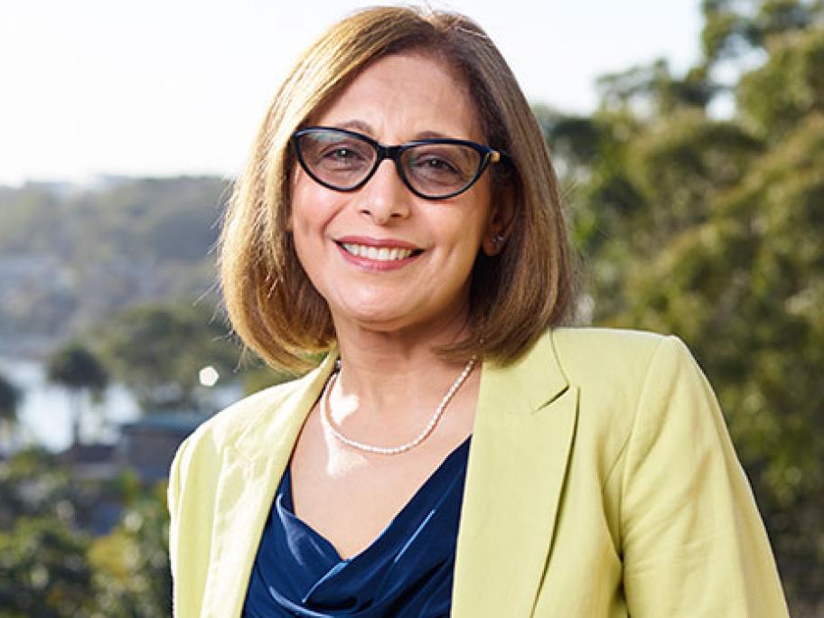 Dr Faten Selim