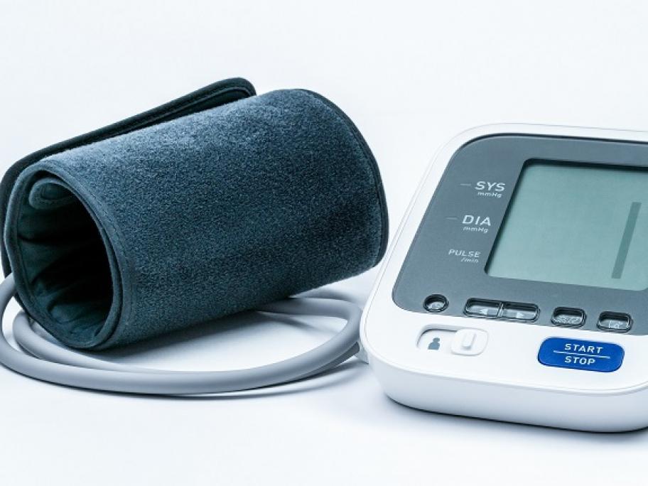 blood pressure machine