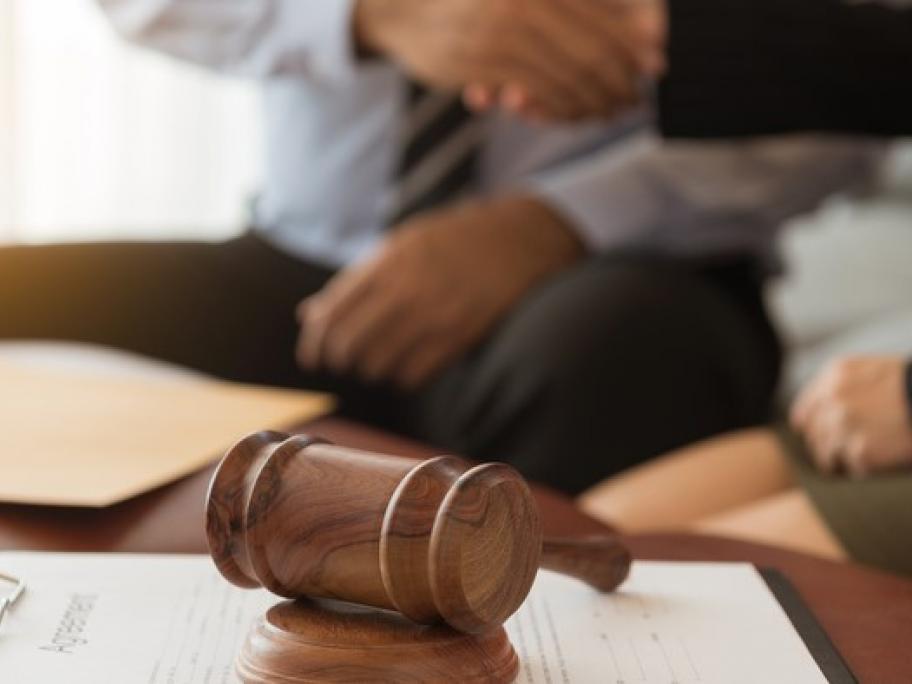 gavel