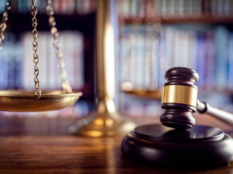 gavel