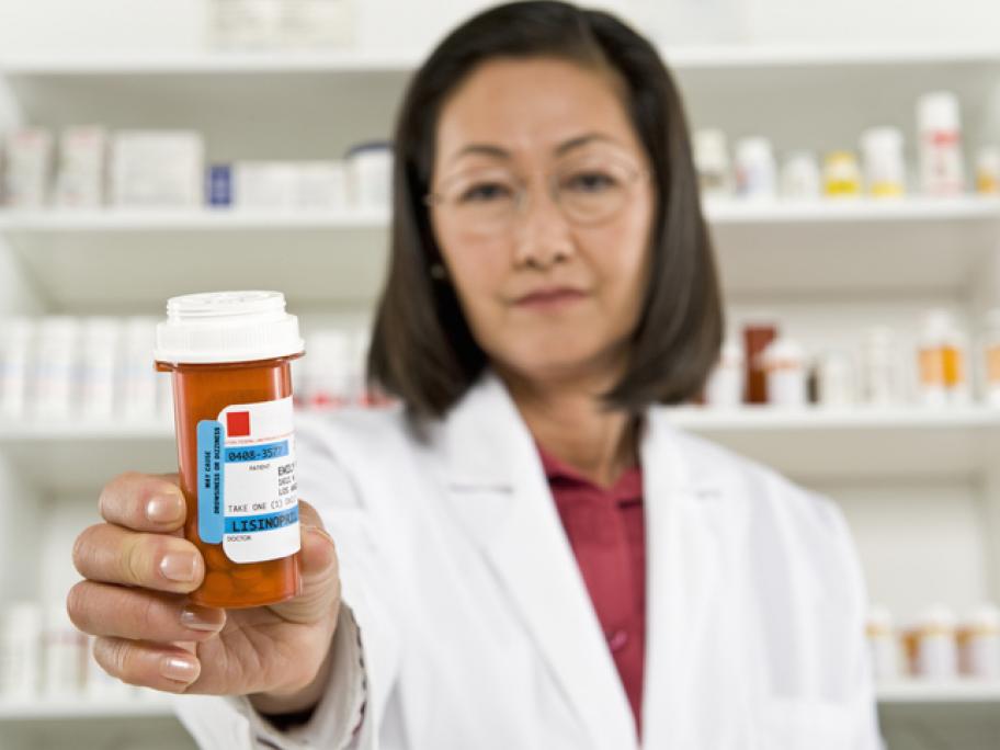 Grattan backs pharmacist prescribing for chronic patients