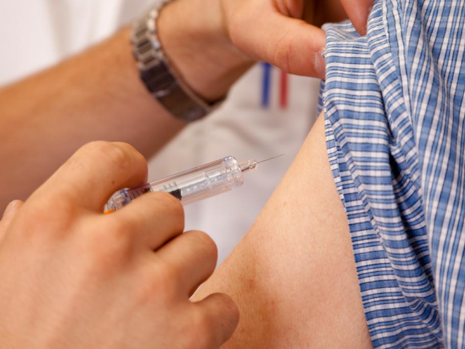 vaccination in the shoulder